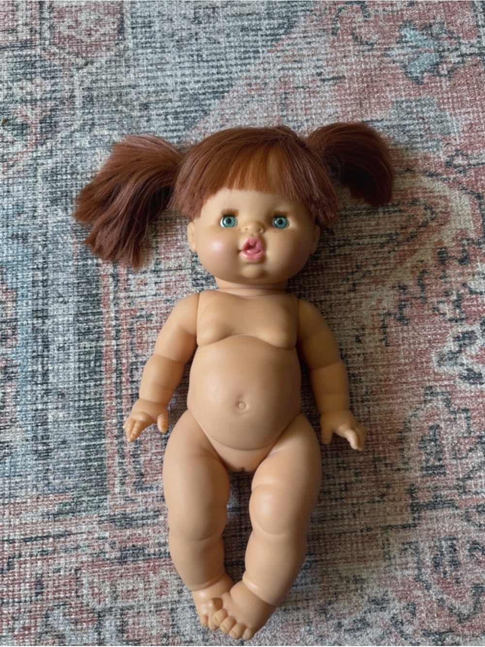 Minikane 34 cm doll- like new (Gabrielle)